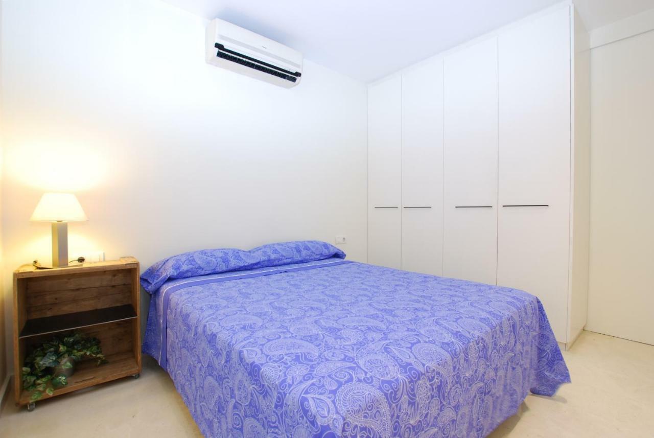 Blue Fridge Apartmen - Blue Fridge Apartmen - Ideal For Couples, Near Beach And Well Connected Apartment Виласар де Мар Екстериор снимка